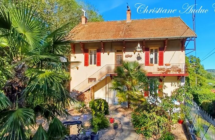 Entre Cluny et Charolles, ensemble immobilier avec 3 gîtes, d'une surface de 190 m², sur terrain de 6 000 m² — photo 2