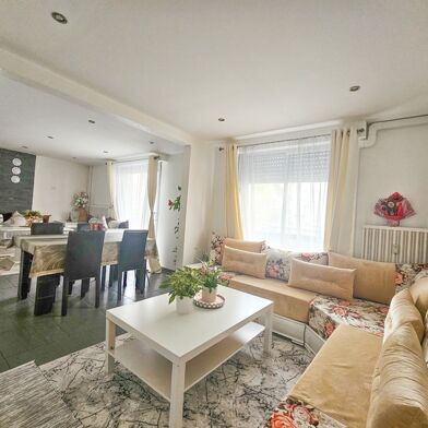 Appartement 4 pièces 147000 €