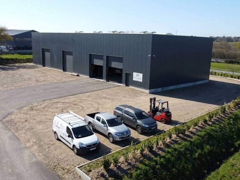 A vendre PLOUISY (22) bâtiment de 1000M² — photo 1