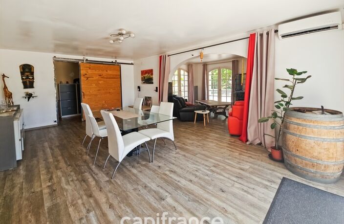 A Saint-André-de-Cubzac, maison familiale avec fort potentiel, dépendance de 85m², terrain de 4496m², 4 chambres — photo 4