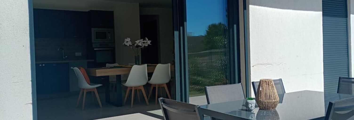 Maison 5 Pièces 95 m² à louer à Saint-Raphaël (83700)