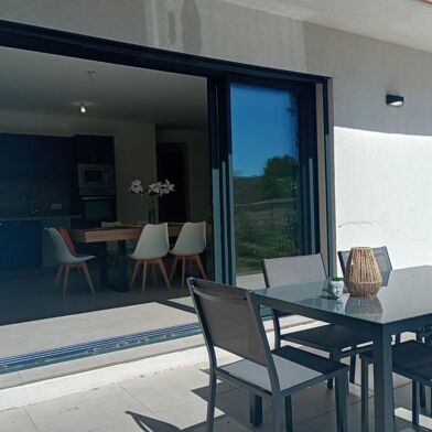 Maison 5 pièces 2000 €