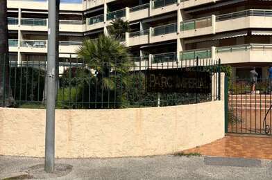 Appartement 1 pièces 880 €