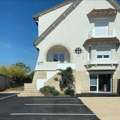 Appartement 3 pièces 800 €