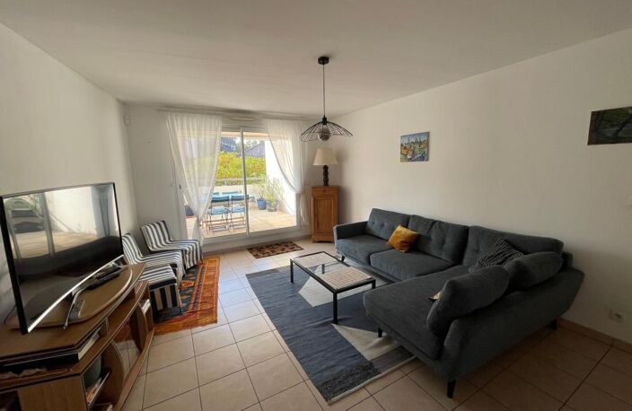 PORTE MARINE APPARTEMENT 3 PIECES  DOUBLE TERRASSE ET VUE MER — photo 2