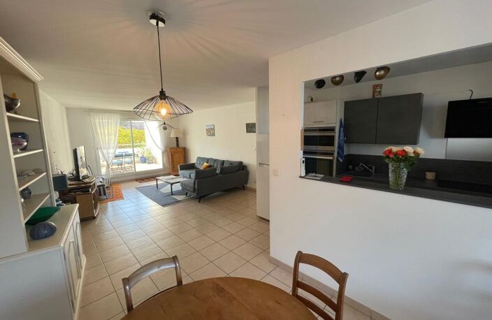 PORTE MARINE APPARTEMENT 3 PIECES  DOUBLE TERRASSE ET VUE MER — photo 4