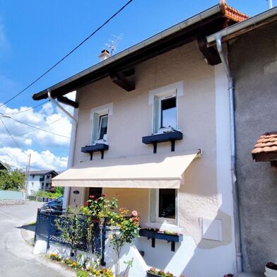 Appartement 4 pièces 259800 €