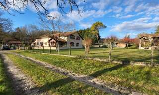 Maison 10 Pièces 196 m² à vendre à Grignols (24110)