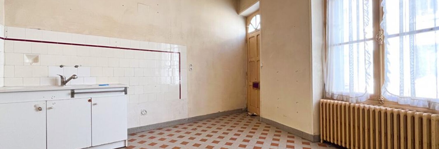 Maison 11 Pièces 224 m² à vendre à Valençay (36600)