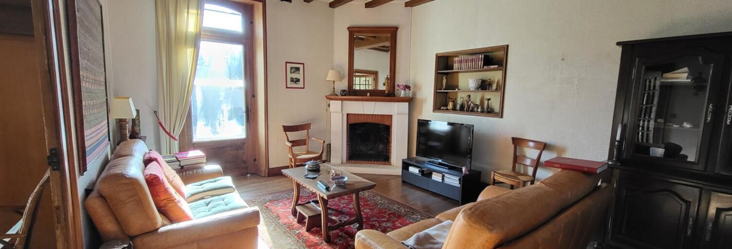 Maison 8 Pièces 188 m² à vendre à Neuvic (24190)