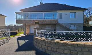 Maison 6 Pièces 152 m² à vendre à Saint-Céré (46400)