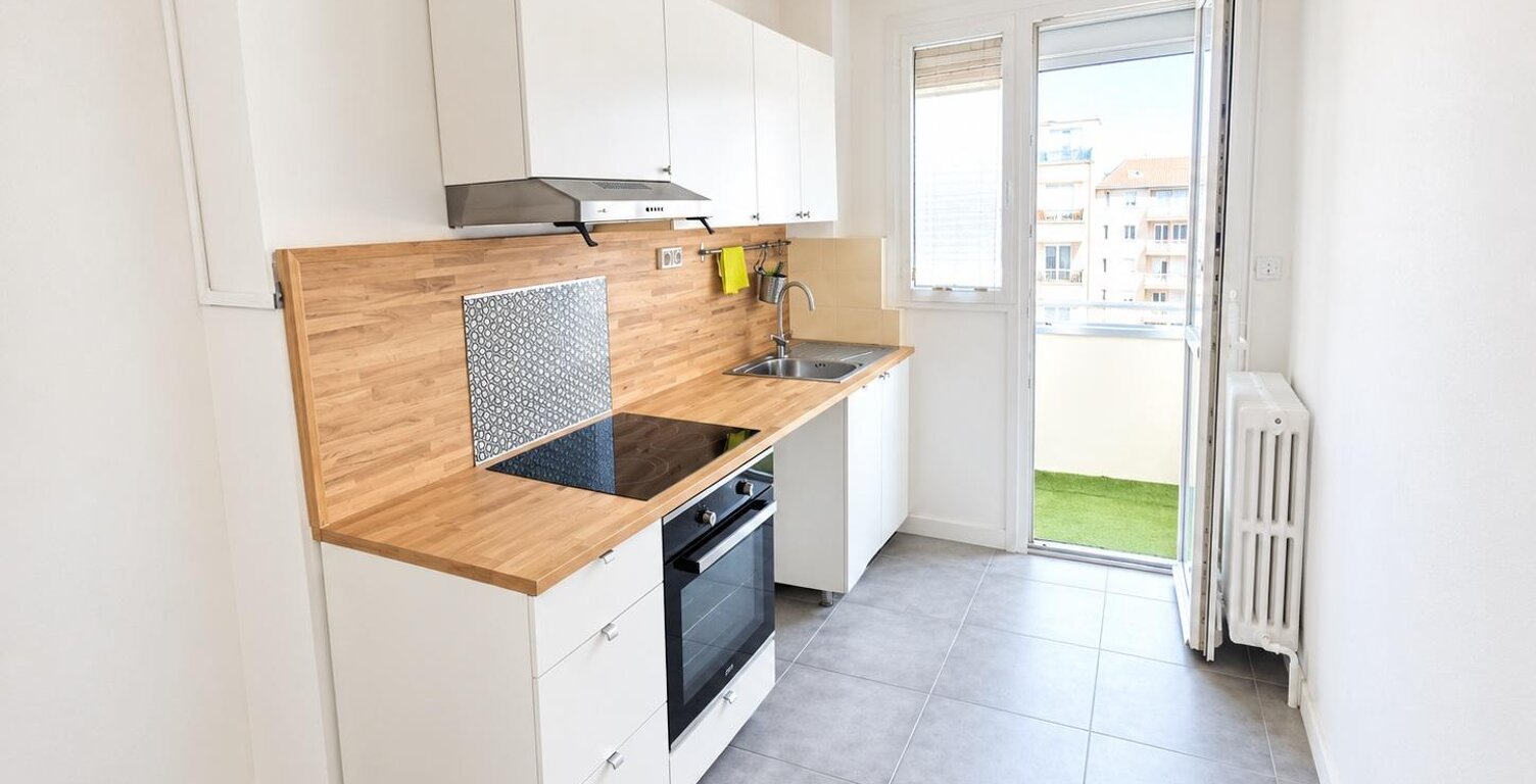 Location appartement 3 pièces 60 m² à Saint-Étienne (42000) — photo 1