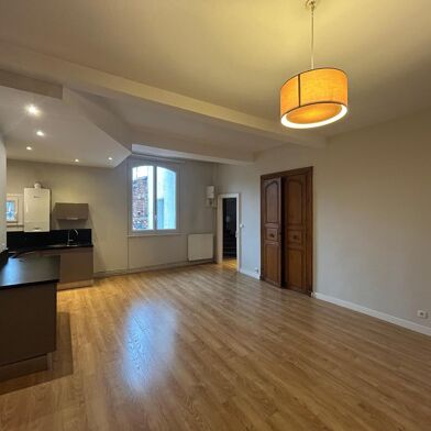 Appartement 3 pièces 1015 €