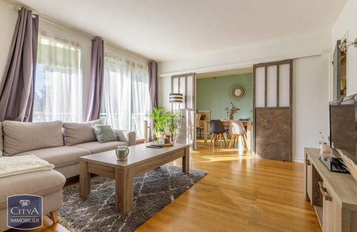 Vente appartement 4 pièces 82 m² Châteauroux (36000) — photo 2