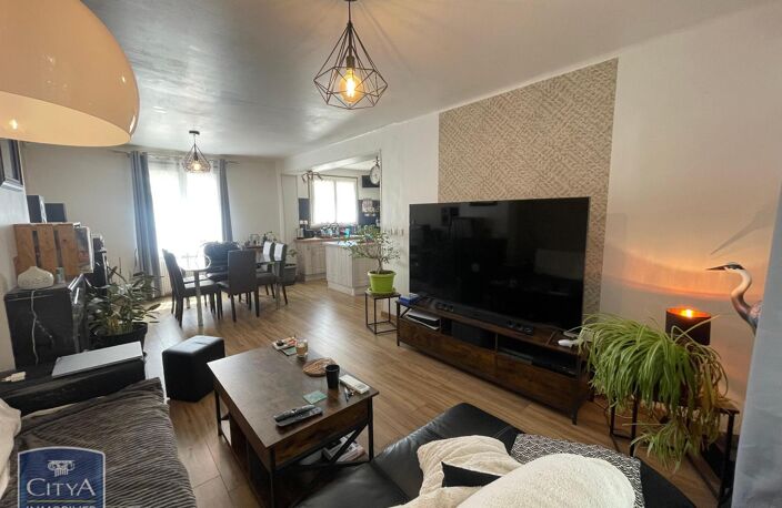 Vente maison 5 pièces 100 m² Saint-Maur (36250) — photo 2
