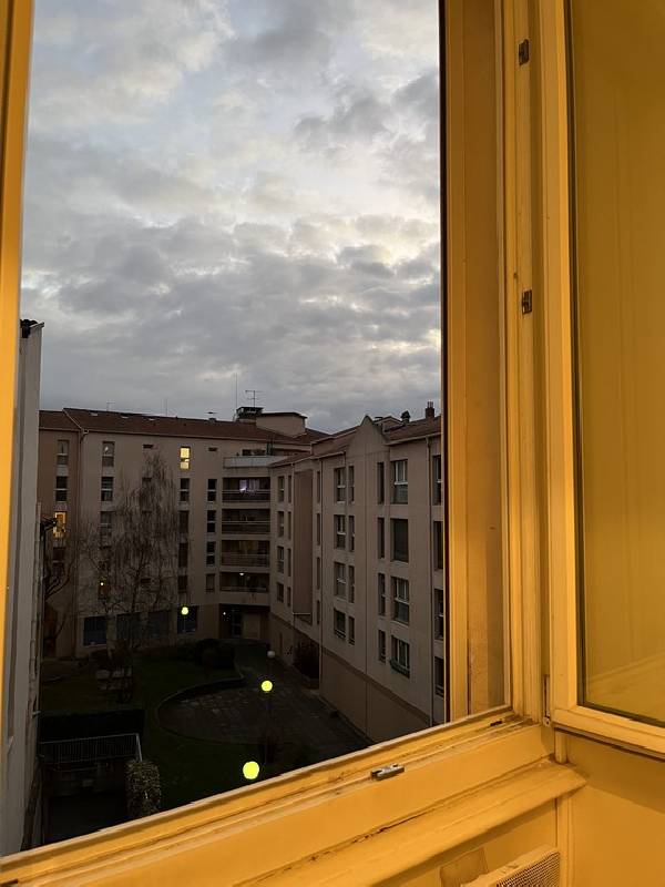 Location T2 48 m² à Lyon 3 1 031 ¤ CC /mois