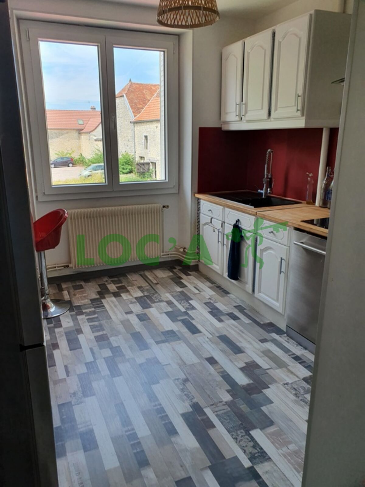 Location T4 80 m² à Norges-la-Ville 1 101 ¤ CC /mois