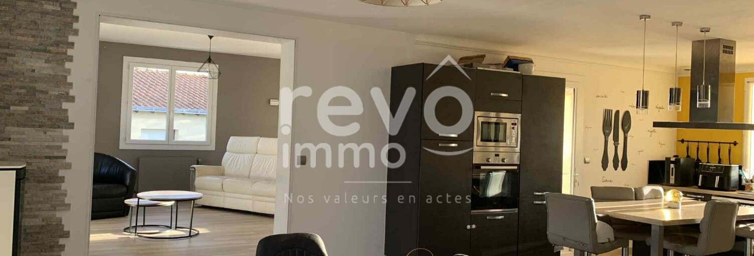 Maison 6 Pièces 130 m² à vendre à Saint-Laurent-sur-Sèvre (85290)