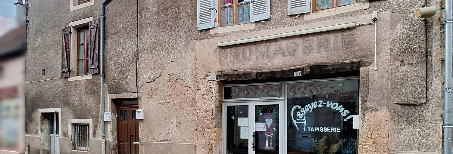 Immeuble  150 m² à vendre à Saulieu (21210)