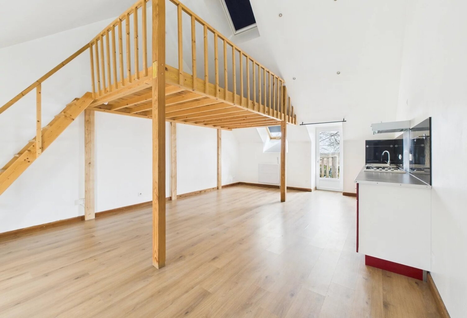 En exclusivité à SAULIEU: maison de ville — photo 1
