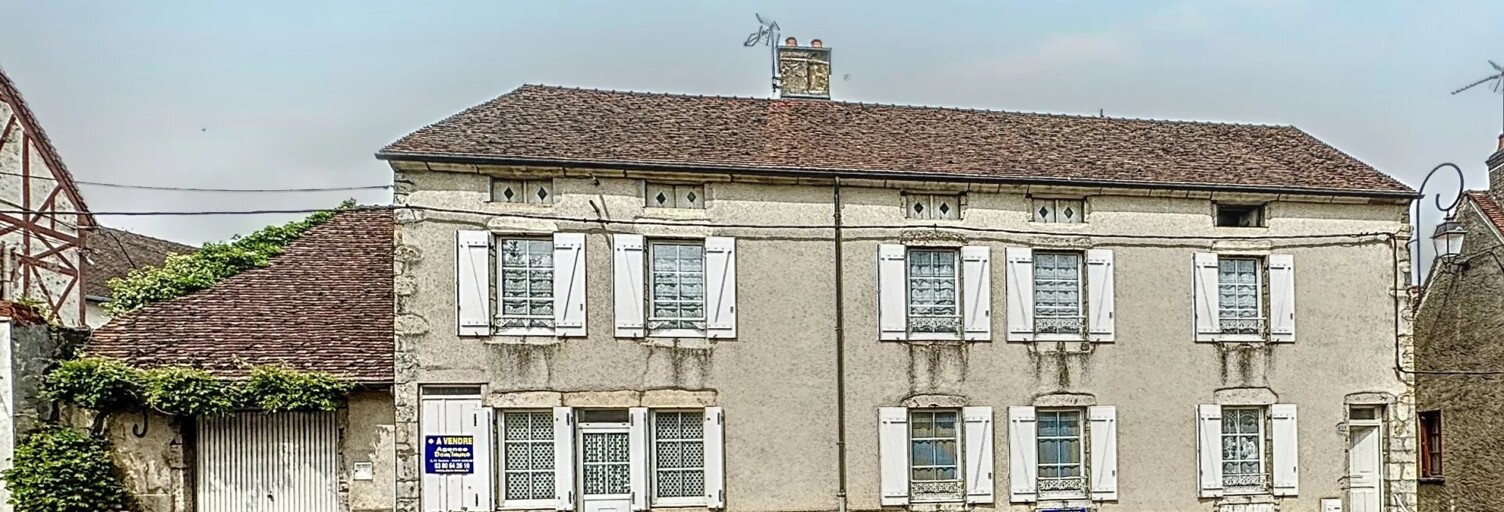 Immeuble  156 m² à vendre à Saulieu (21210)