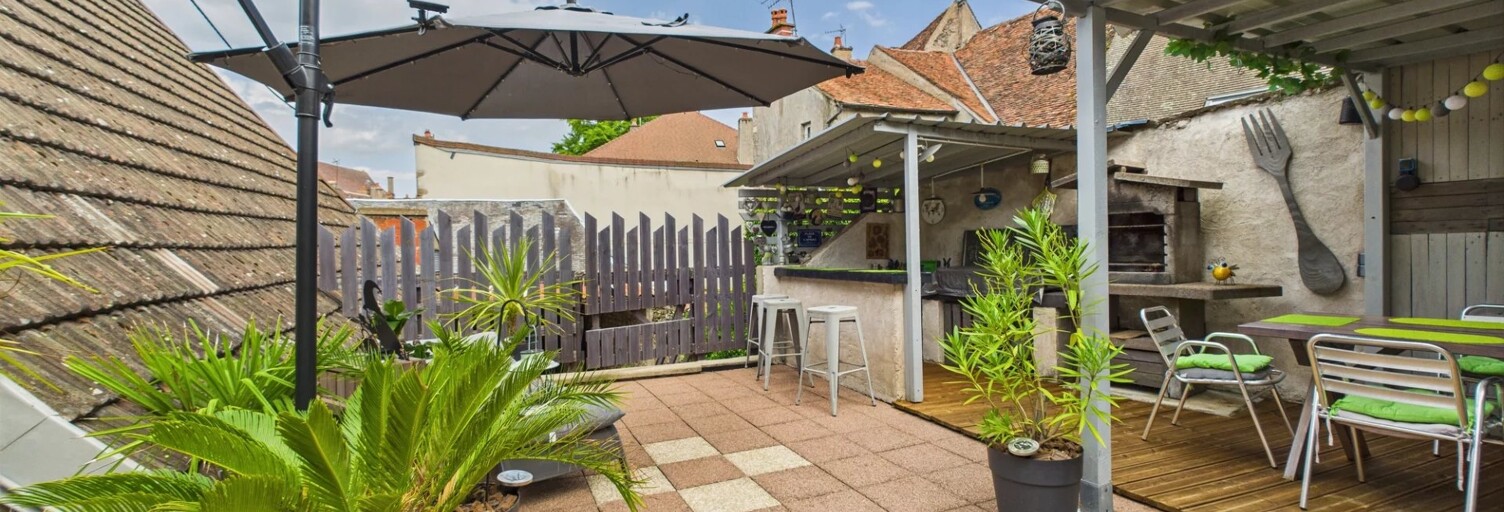 Maison 9 Pièces 232 m² à vendre à Saulieu (21210)