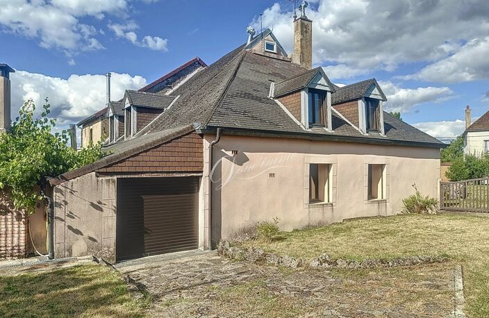SAULIEU : Grande maison sur deux niveaux, au calme — photo 2