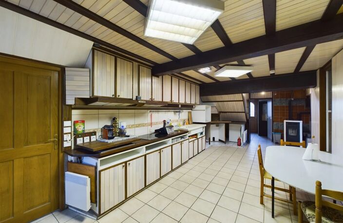 SAULIEU : Grande maison sur deux niveaux, au calme — photo 4