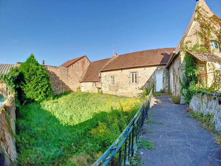 En exclusivité à SAULIEU : immeuble centre ville — photo 1