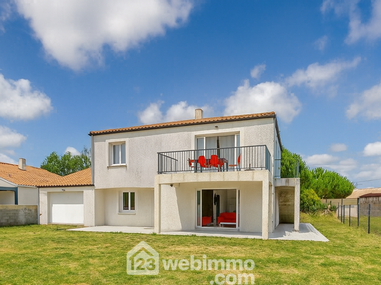 Maison - 168m² - La Tranche-sur-Mer — photo 1
