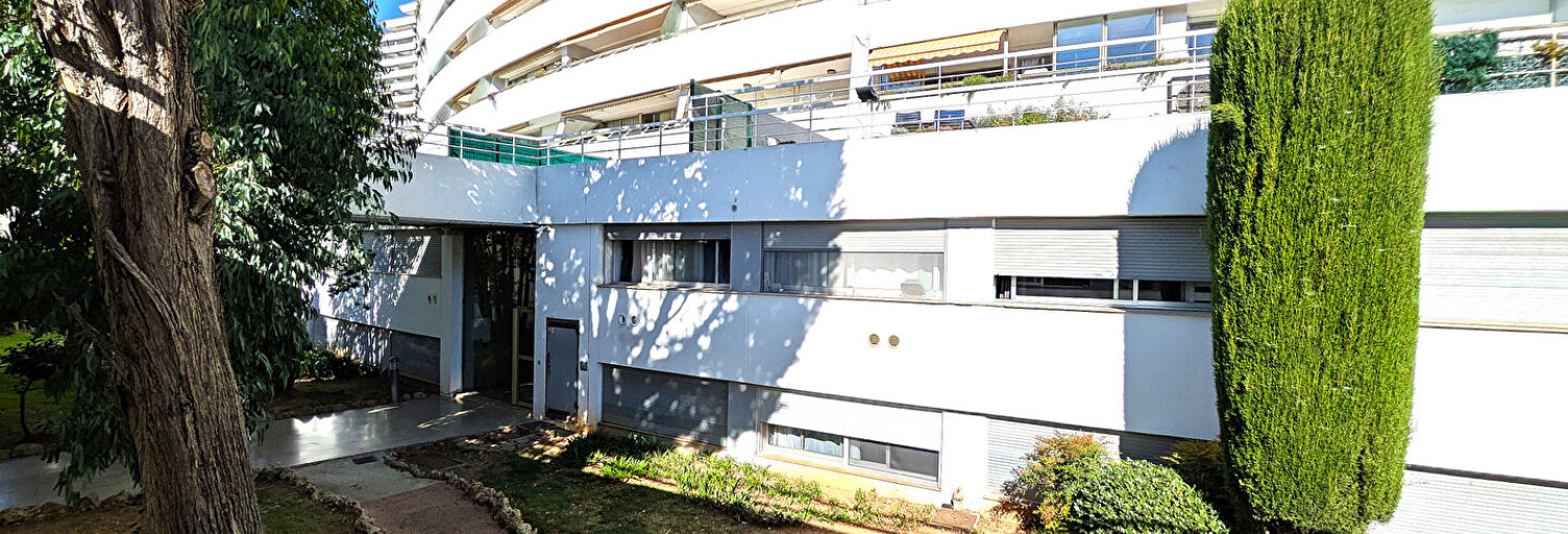 Appartement 1 Pièce 18 m² à vendre à Villeneuve-Loubet (06270)