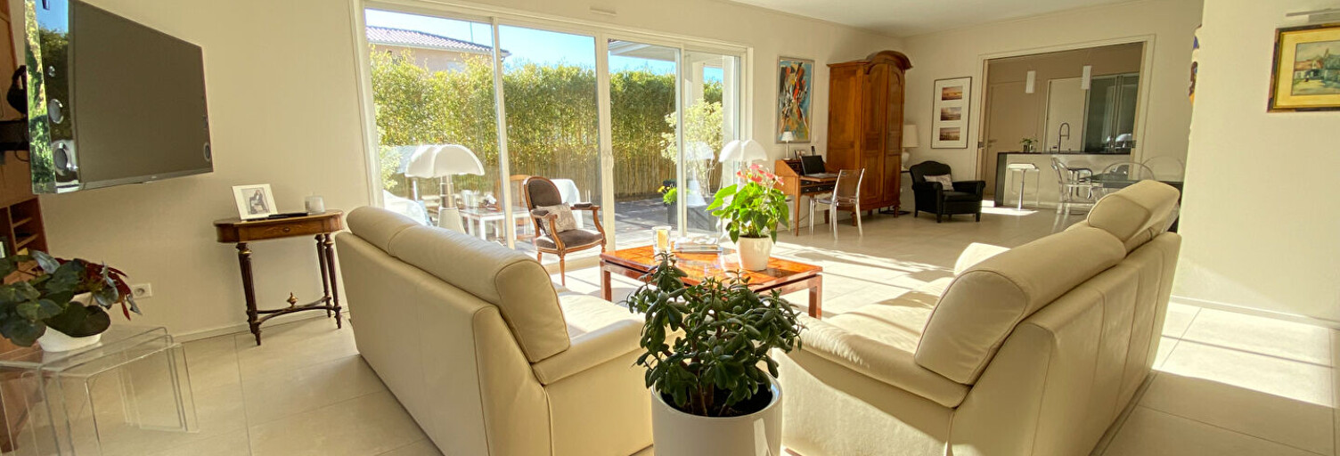 Maison 5 Pièces 176 m² à vendre à Lège (33950)