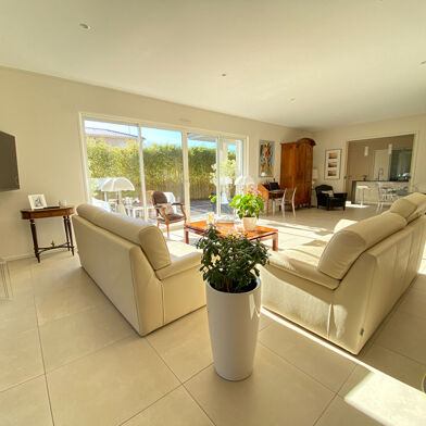 Maison 5 pièces 849000 €