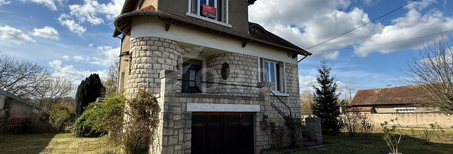 Maison 5 Pièces 138 m² à vendre à Cosne-Cours-sur-Loire (58200)