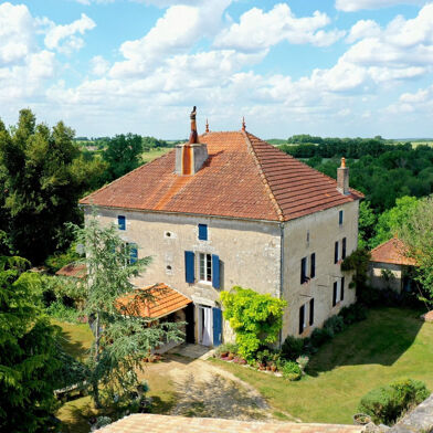 Maison 7 pièces 398500 €
