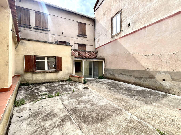 Maison T6 à rénover   120 m2   Monestiès — photo 1