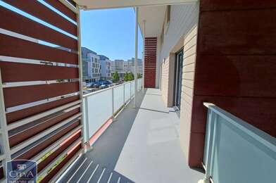 Appartement 3 pièces 890 €