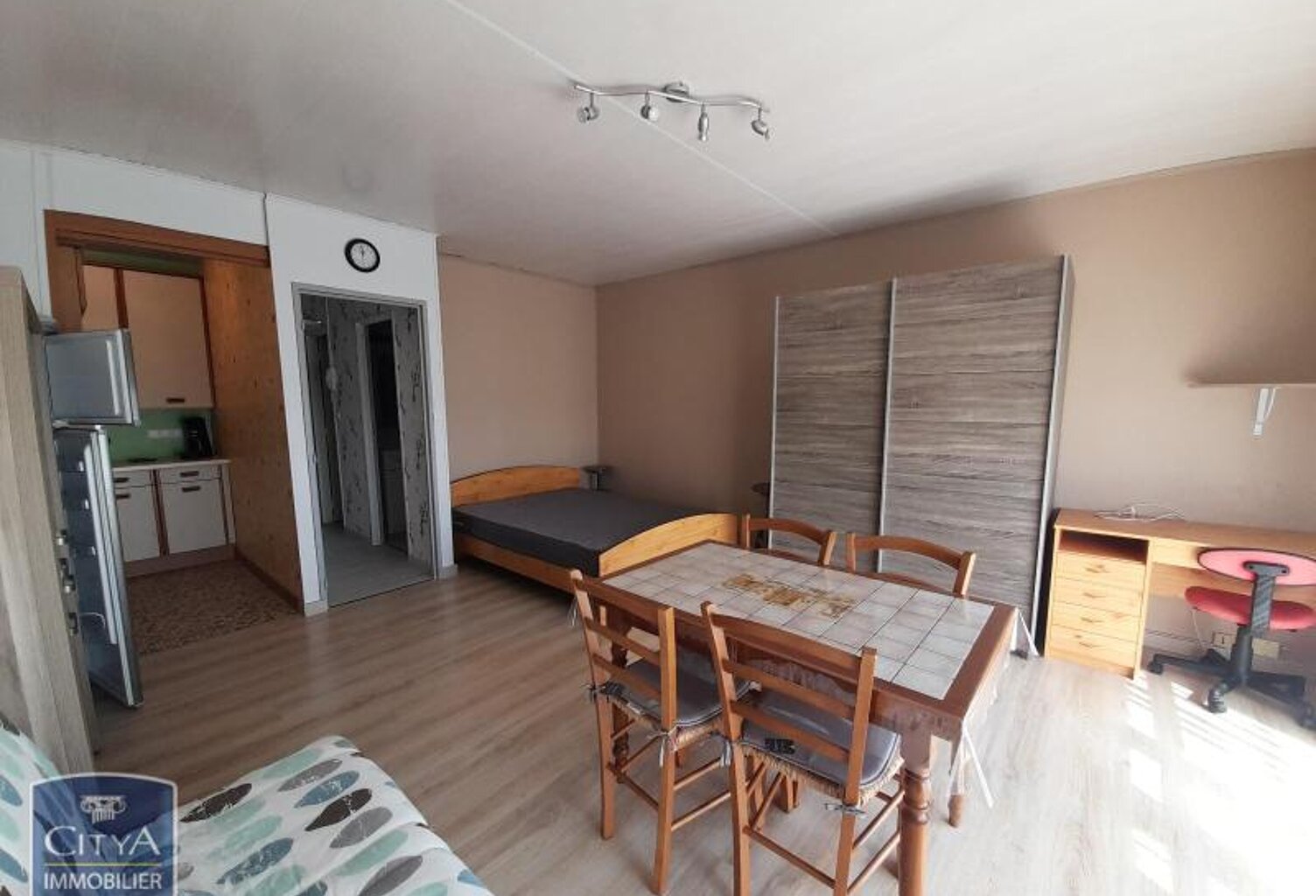 Location appartement 1 pièce 30 m² à Tours (37100) — photo 1
