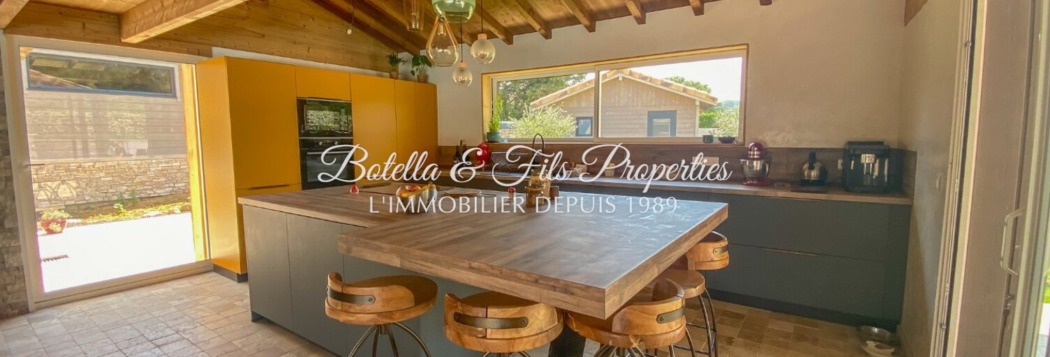 Maison 8 Pièces 180 m² à vendre à Salavas (07150)