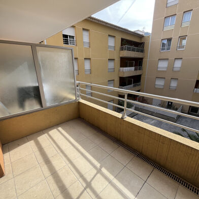 Appartement 3 pièces 225000 €