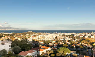 Appartement 4 Pièces 93 m² à vendre à Antibes (06600)