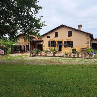 Maison 7 pièces 207000 €