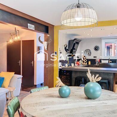 Maison 5 pièces 321200 €
