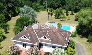 Maison 11 Pièces 300 m² à vendre à Nogaro (32110)