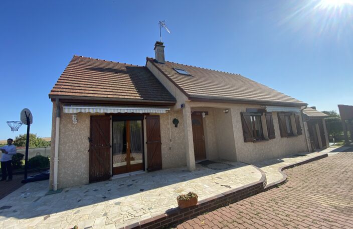 Vente maison 10 pièces 200 m² Auxerre (89000) — photo 3