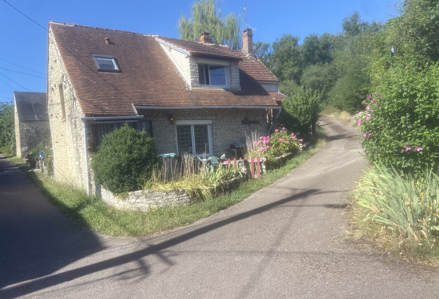 Ancienne Maison en pierre du pays — photo 1
