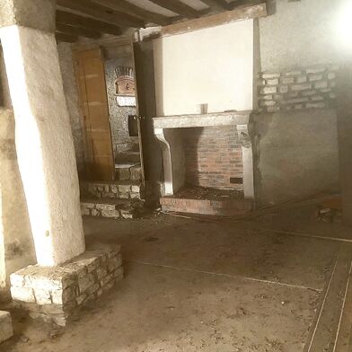 Local industriel  45000 €