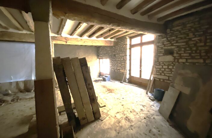 ancien atelier d'artiste édifié sur caves à Vermenton — photo 5