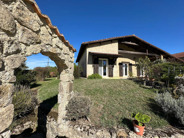 Charmante maison 4 chambres, vue sur coteaux Cadillac — photo du bien