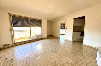 EXCLUSIVITÉ – SAINT-RAPHAËL – Appartement T2 à rénover — photo du bien